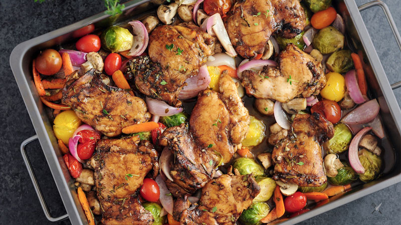 Roasted-Chicken-and-Vegetables